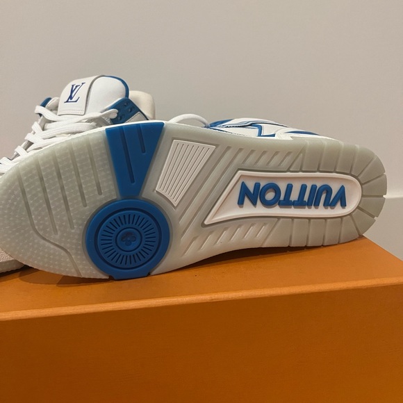 Louis Vuitton Trainer Azur - Picture 6 of 11